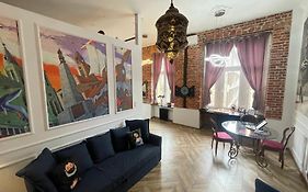 Klimatyczny Loft z Antresolą Centrum blisko PIOTRKOWSKA MURALOWA PRZYSTAŃ klimatyzacja Faktura